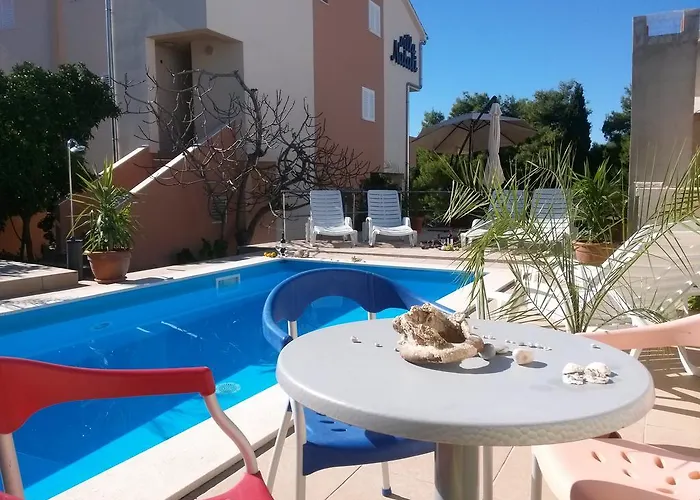 Lejlighed Natali - Heating Pool Trogir