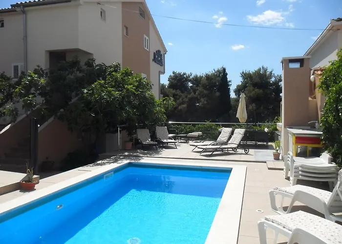 Lejlighed Natali - Heating Pool Trogir