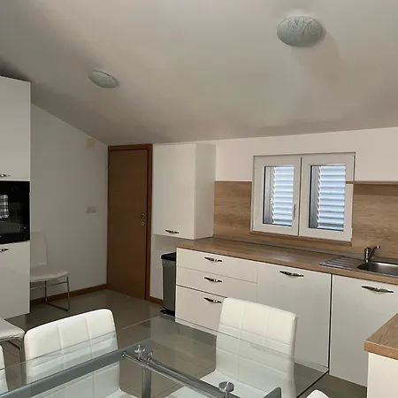 Apartament Natali - Heating Pool Trogir