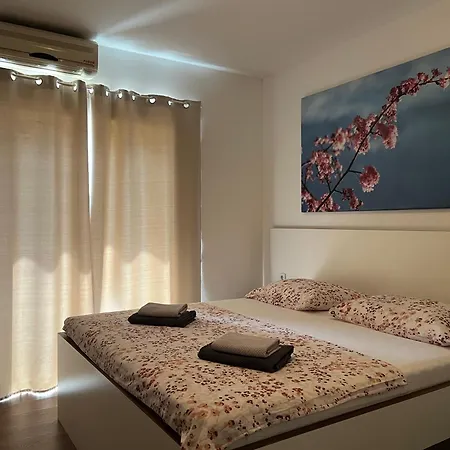 Natali - Heating Pool * Τρογκίρ