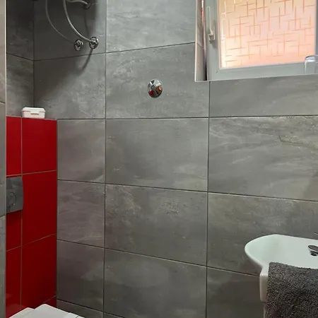 Natali - Heating Pool Апартаменти *