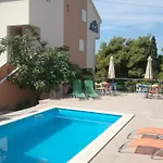 Natali - Heating Pool *